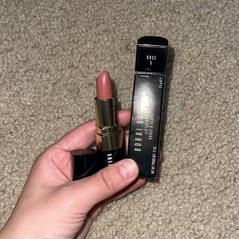 Bobbi Brown Lip color